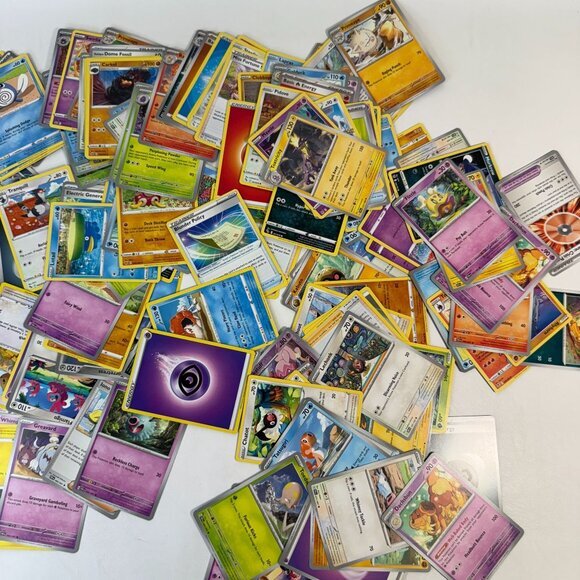 Pokemon 200+ Bulk Card Lot, All Pictured, Holos Uncommons Rares Commons - Picture 3 of 7